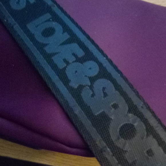 Cross-Body bag - Picture 2 of 4